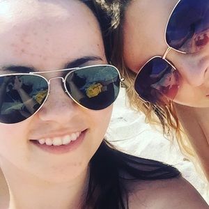 Meet your Posher, Paulina